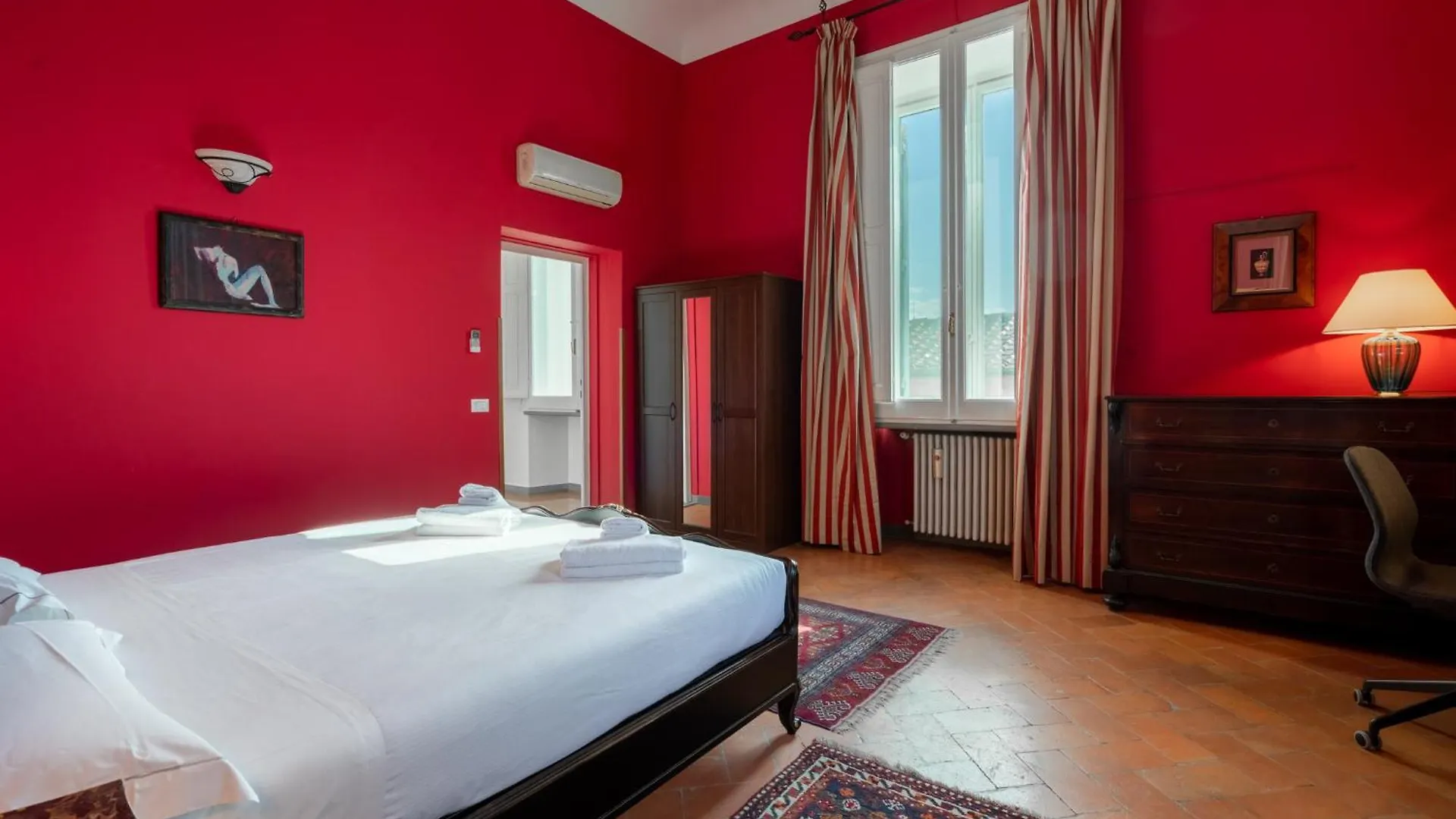 Ruby Apartment Florence